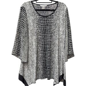 Wild Artsy Geometric Animal Croc Print Stretchy Asymmetrical Flowy Tunic Top